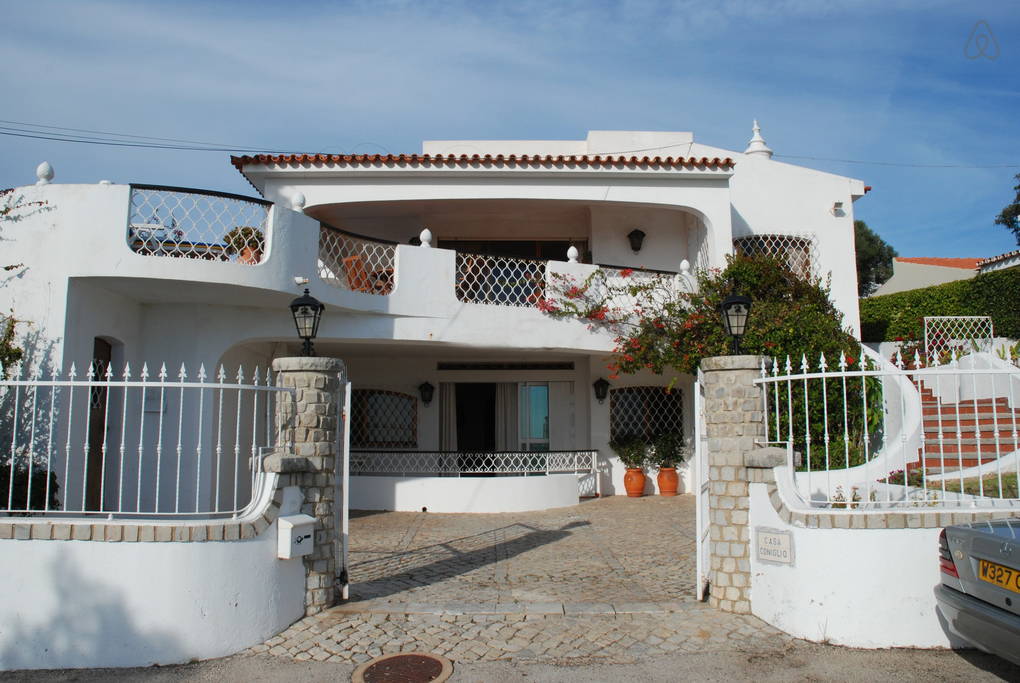 Private Villas to Rent in Portugal